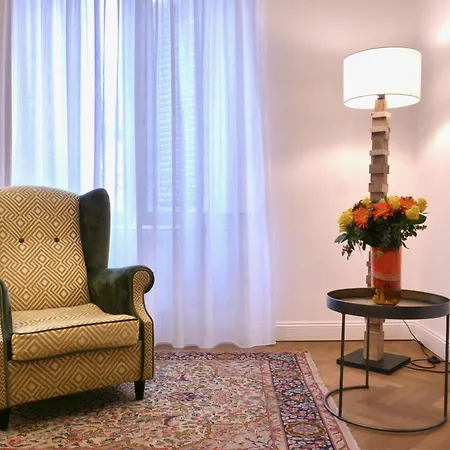 بيت ضيافة Helmirage Luxury Trevi