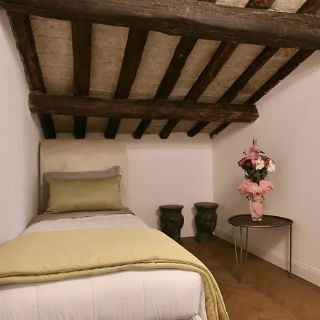 Penzion Helmirage Luxury Trevi 4*